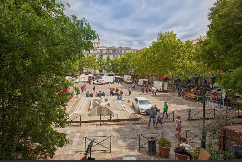 Apartamento Pepite Bastiaise Place Du Marche Bastia  Exterior foto